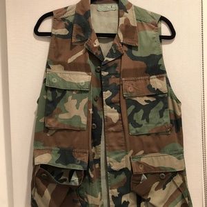 Brandy melville camo vest